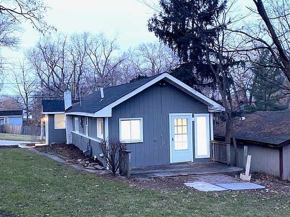 3rd image of 23373 W Liberty Ave