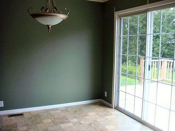 3rd image of 440 Rome Rd