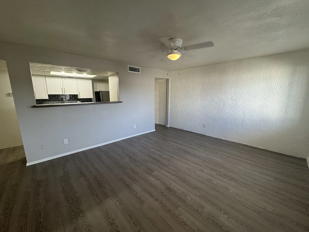 Building Photo - 3311 N 18th St #3