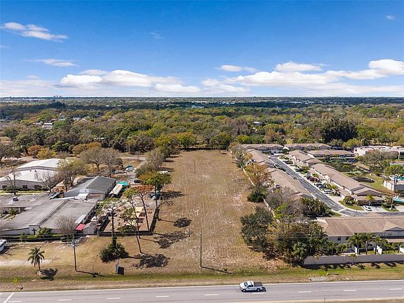 5th image of 9530 Starkey Rd #32