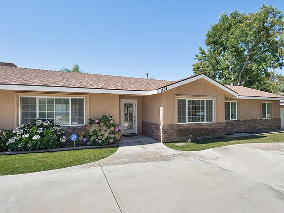 2nd image of 1454 Calle Violeta