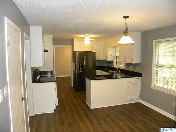 5th image of 13028 Percivale Dr SE
