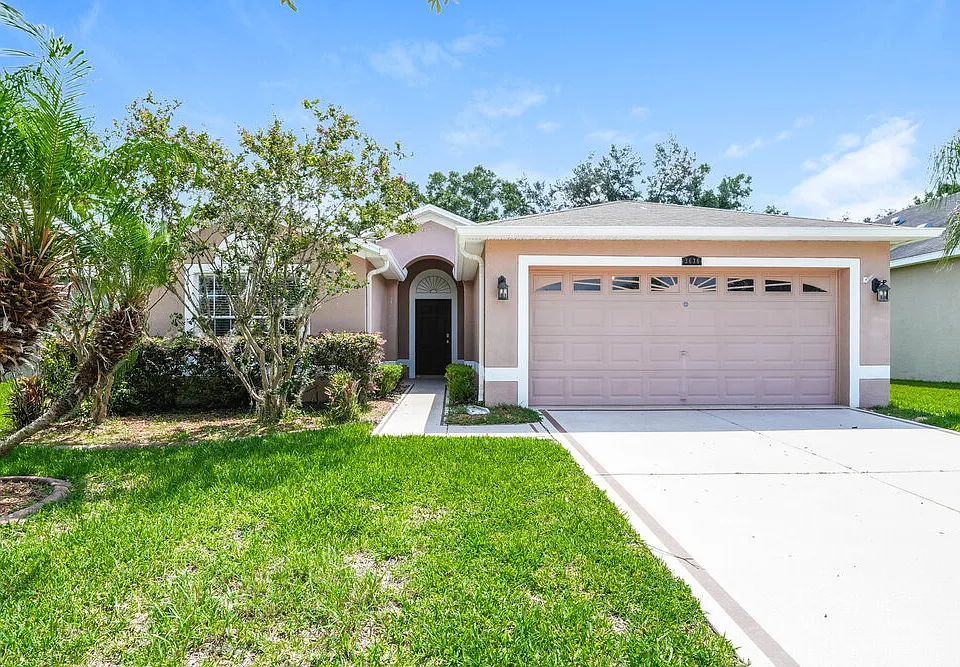 3636 Grecko Dr