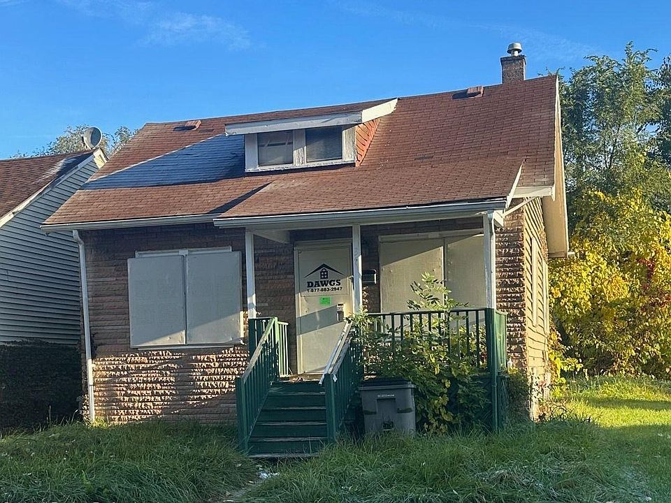 1st image of 34 W Goodell St