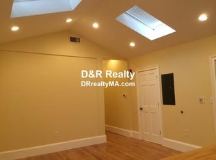 233 Holland St #2, Somerville, MA 02144
