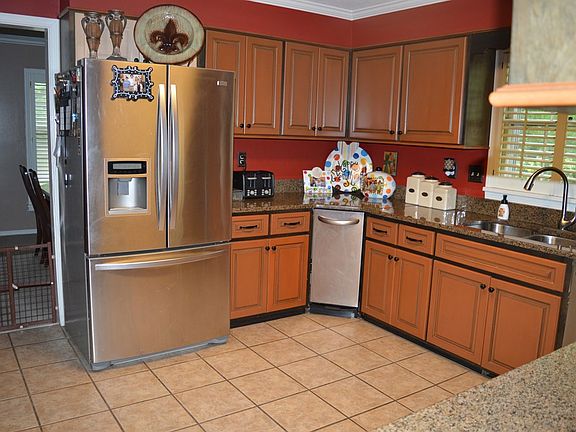 3rd image of 145 Alta Vista Dr