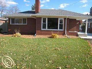 1st image of 2065 21st St