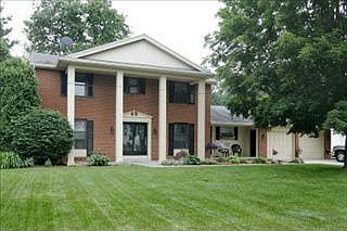 1st image of 9598 Firefly Ave