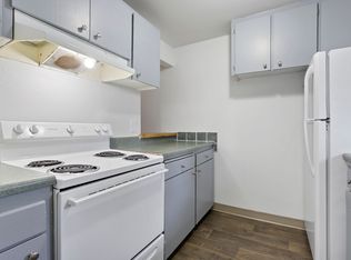 Fairway Apartments, Portland, OR 97230