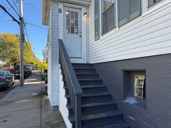 27-29 Pleasant St #1R
