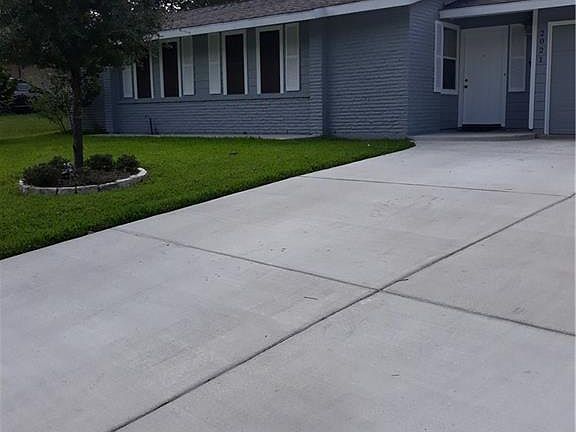 3rd image of 2021 Brenton St