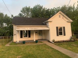 1400 Cypress St, Paris, KY 40361