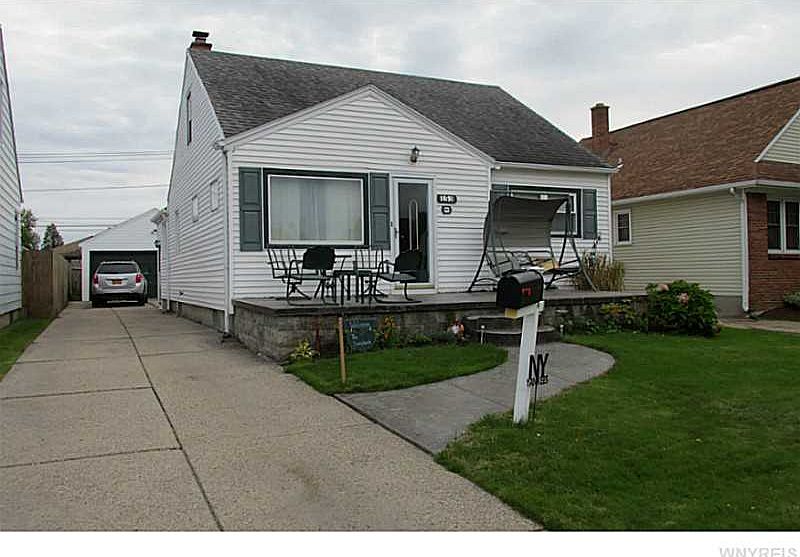 1st image of 153 Moulton Ave