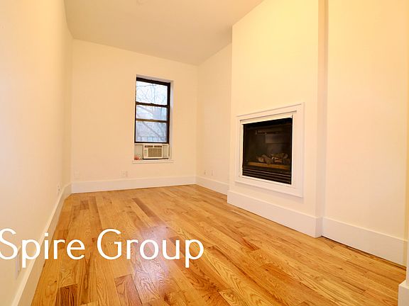 5th image of 342 W 47th St APT 4
