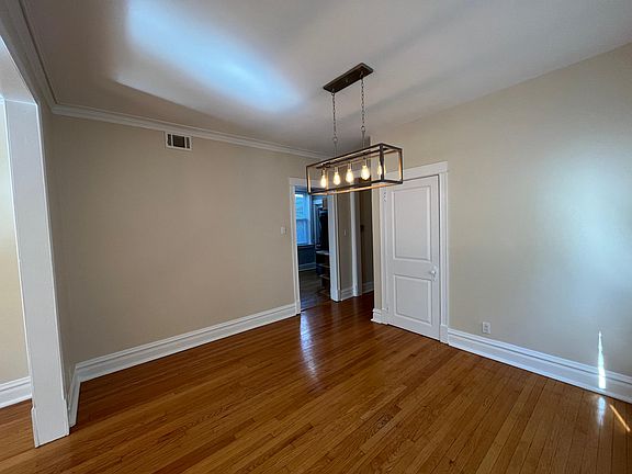 5th image of 6229 N Magnolia Ave APT 2W