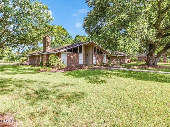 1309 Dietlien Blvd, Opelousas, LA 70570