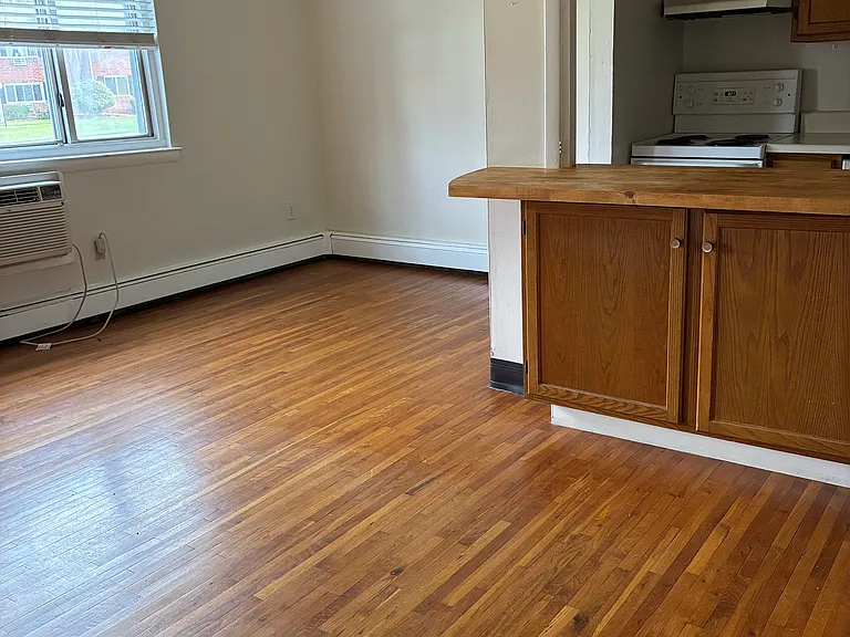 72 Manor Dr — Photo 7