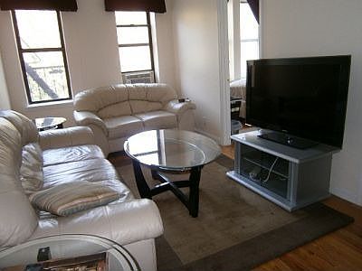 5th image of 336 E 67th St APT 12