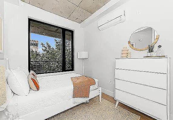 5th image of 815 Flatbush Ave #408