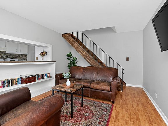 2nd image of 419 Sidney Ave Unit C