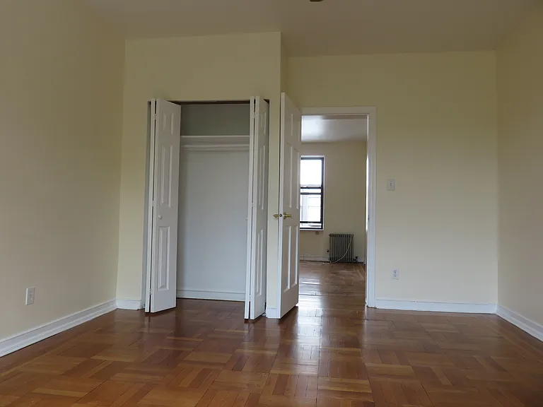 711 Ocean Ave #EC — Photo 4