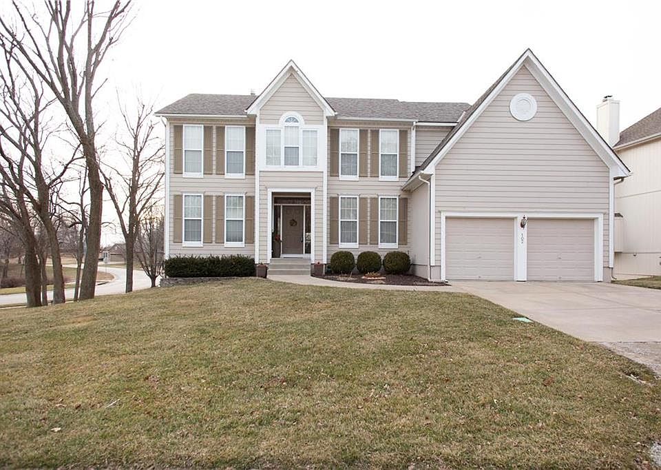 1st image of 102 Broadmoor Dr