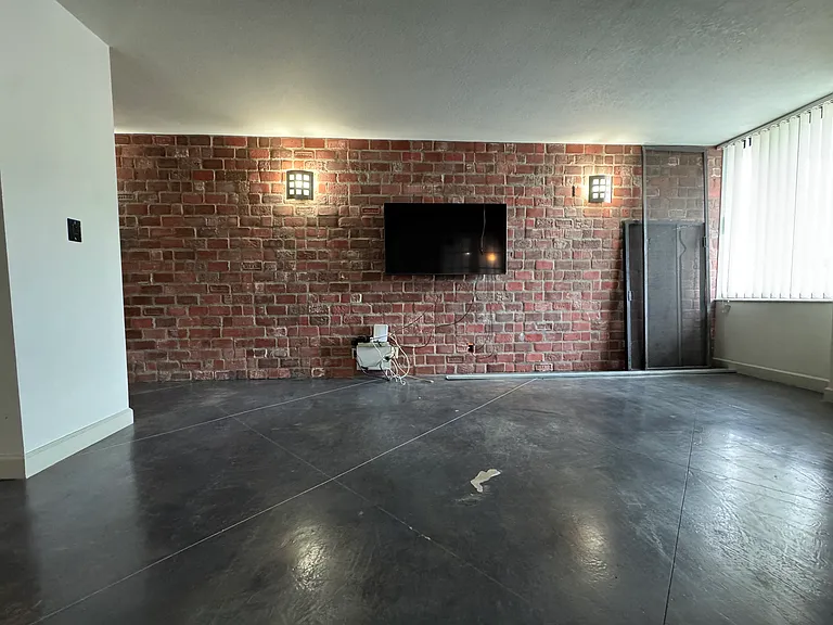 400 E Colonial Dr #108 — Photo 6