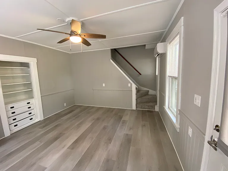 30-32 Elm St #30B — Photo 3