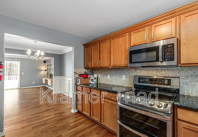 6304 Harlequin Ln — Photo 8