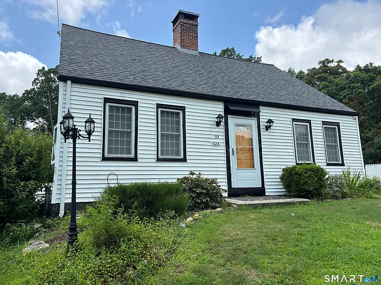 324 Wheelers Farms Rd — Photo 1