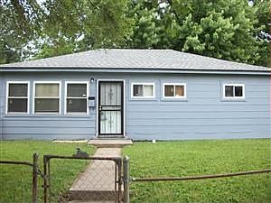 1st image of 4611 Live Oak Dr