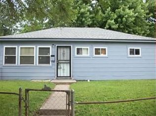 4611 Live Oak Dr, Dayton, OH 45417