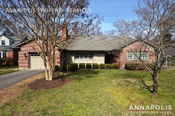 1st image of 208 Avondale Cir