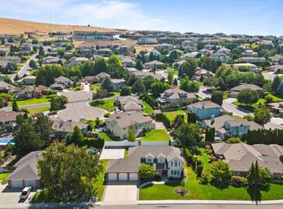 3931 S Morain Loop, Kennewick, WA 99337