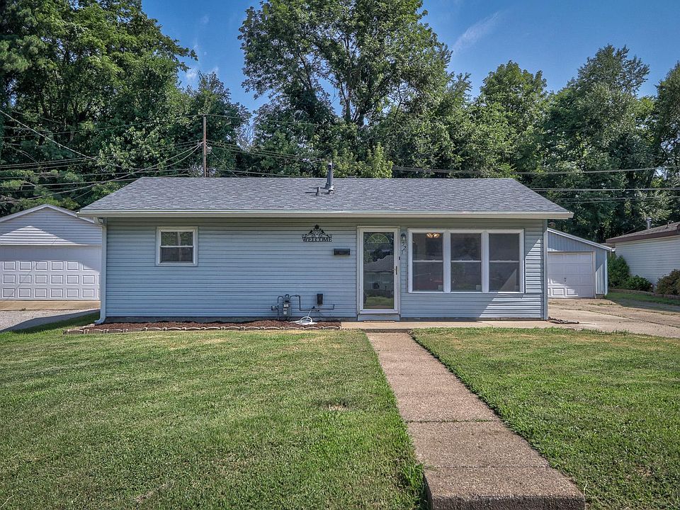 1st image of 521 Thornberry Dr