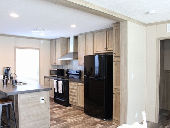 2nd image of 2902 Duncan Dr