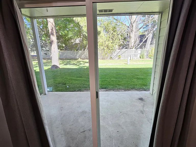 3500 Rolling Green Dr #B4 — Photo 28