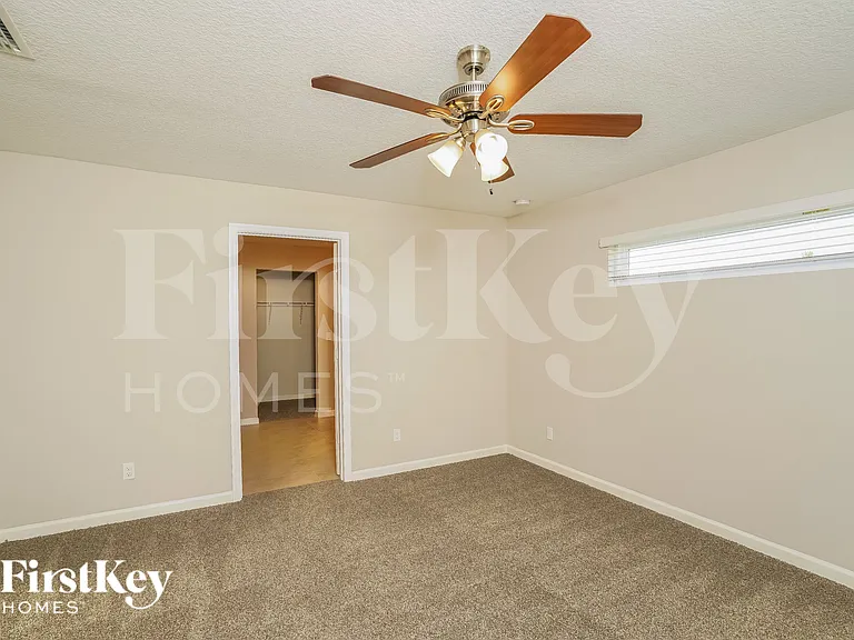 4285 SW Walker St — Photo 10