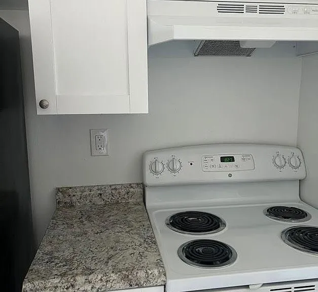 371 Sunshine Dr #H2 — Photo 12
