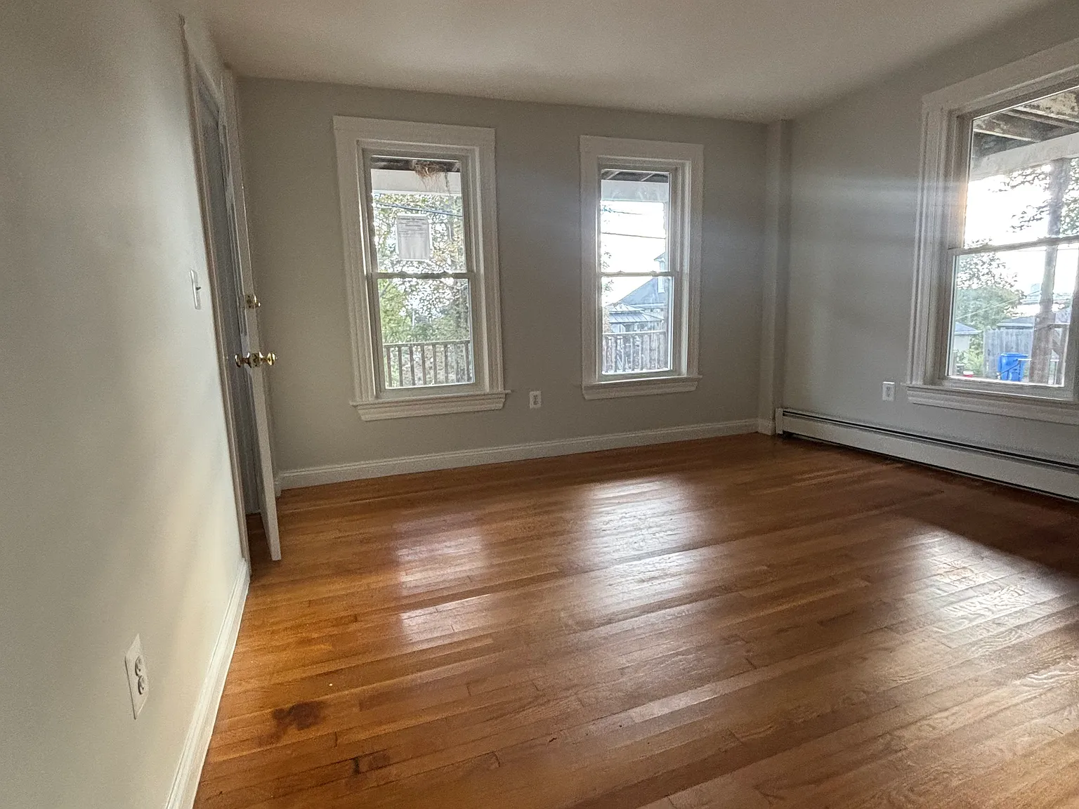 35 Siren St — Photo 3