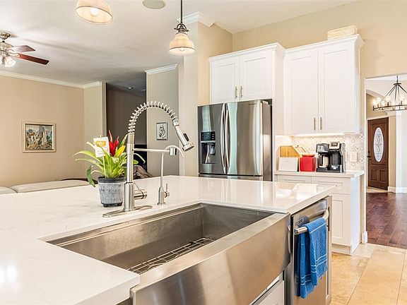 4th image of 6214 Marble Hollow Ln