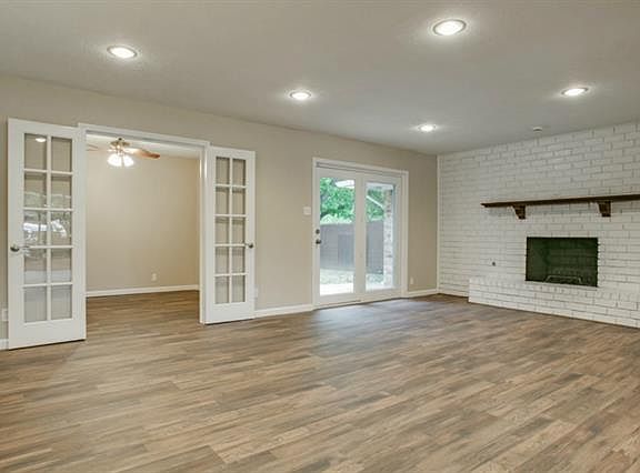 3rd image of 701 Knollridge Dr