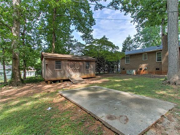 5th image of 5 Shawfield Ct