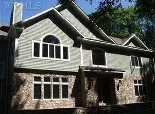 35 Quaker Hill Dr, Croton On Hudson, NY 10520