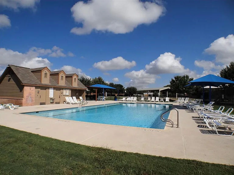 HOA pool