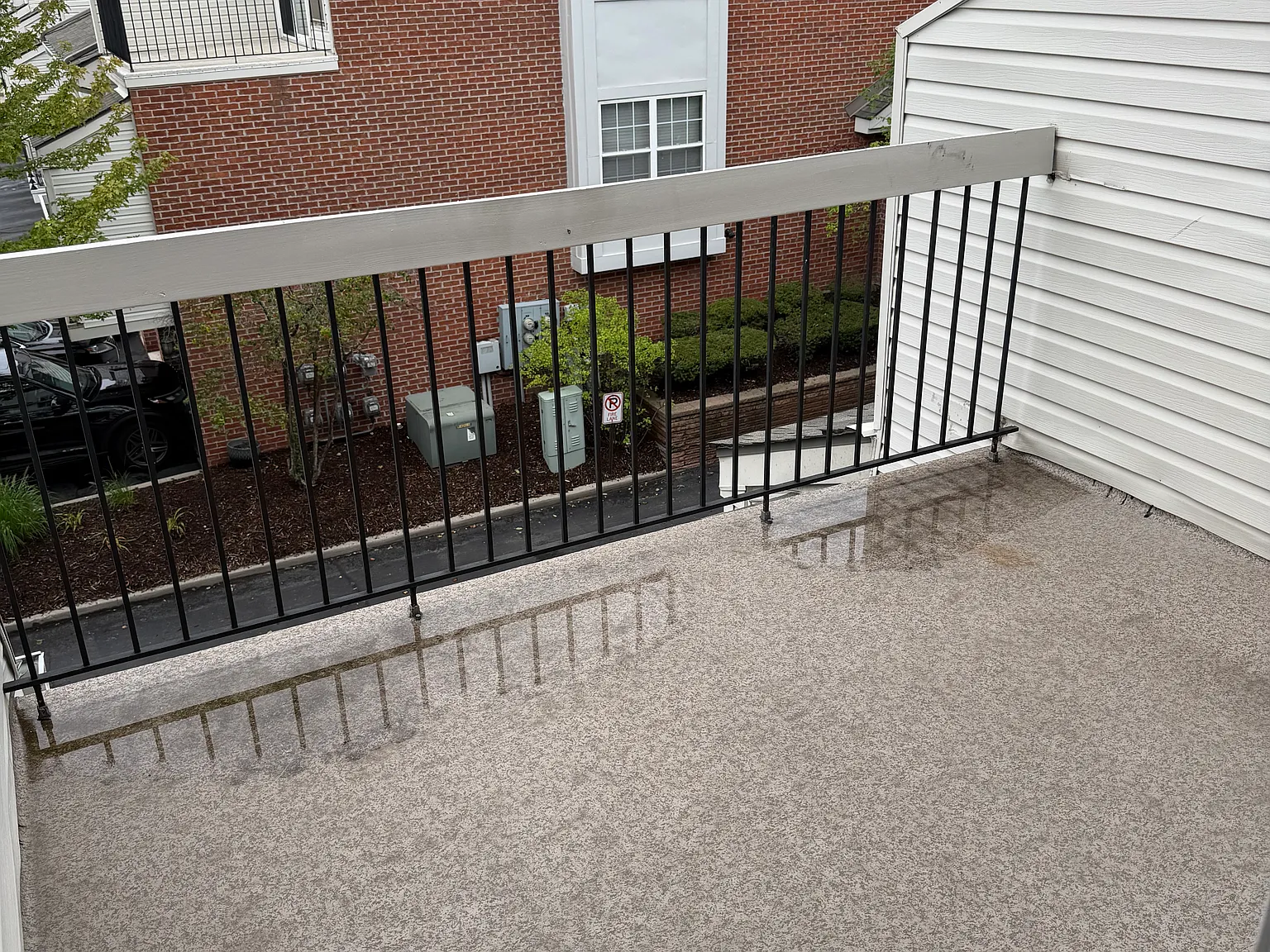 2 bed, 1180 sqft, $2,200 — Photo 4