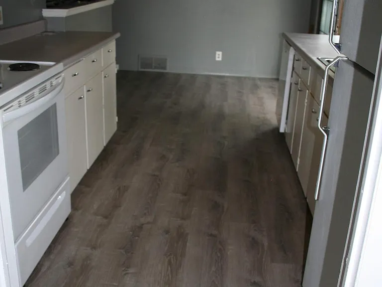 1320 Southridge Dr — Photo 6