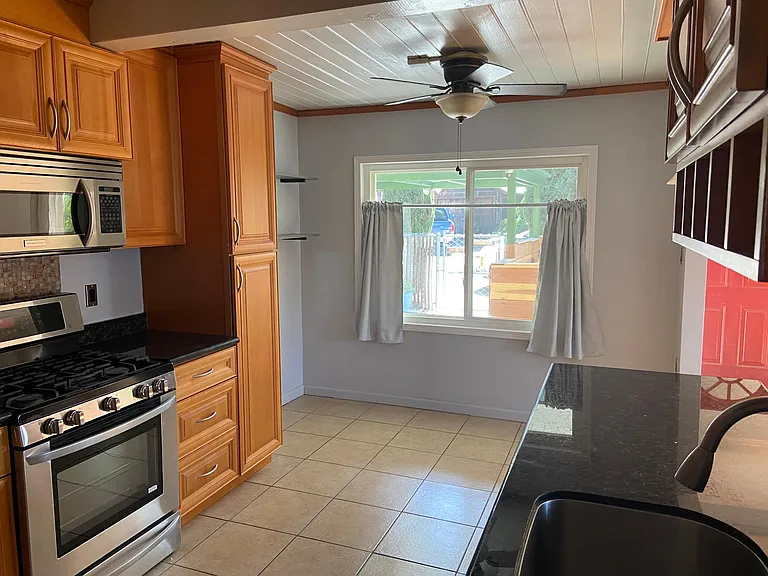 4021 Edgemoor Pl — Photo 9