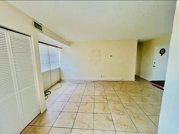 3rd image of 3315 58th Ave S APT 622