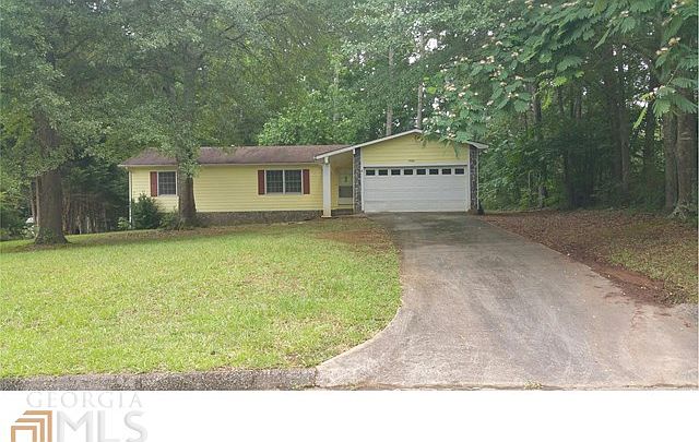 2nd image of 1706 Rosewood Dr